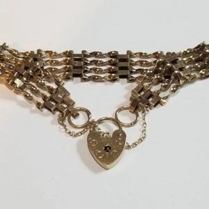 10.9g Vintage Estate 9K Gold Padlock Gate Bracelet